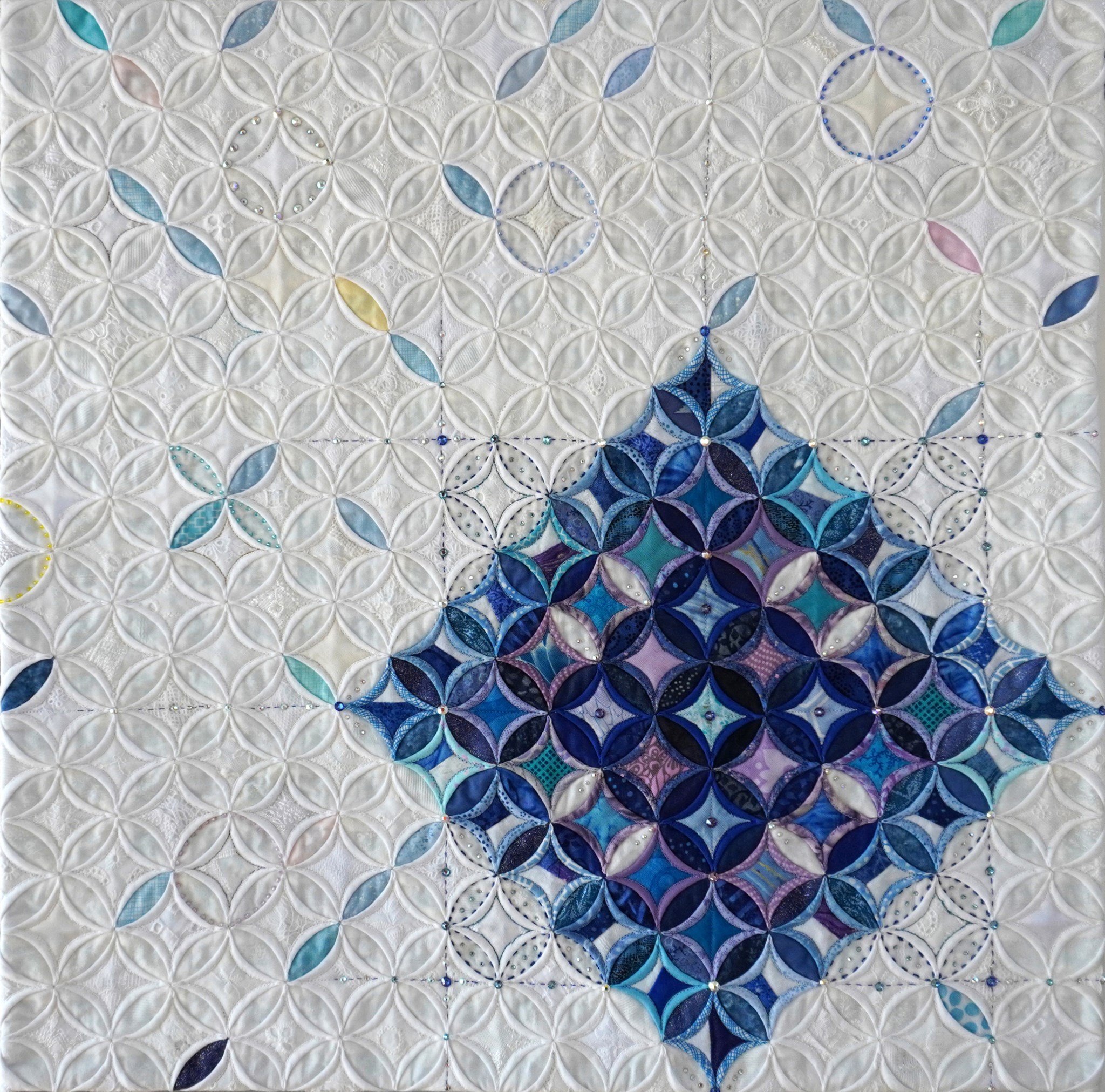 アンティークキルト✴︎カテトダルウィンドウ