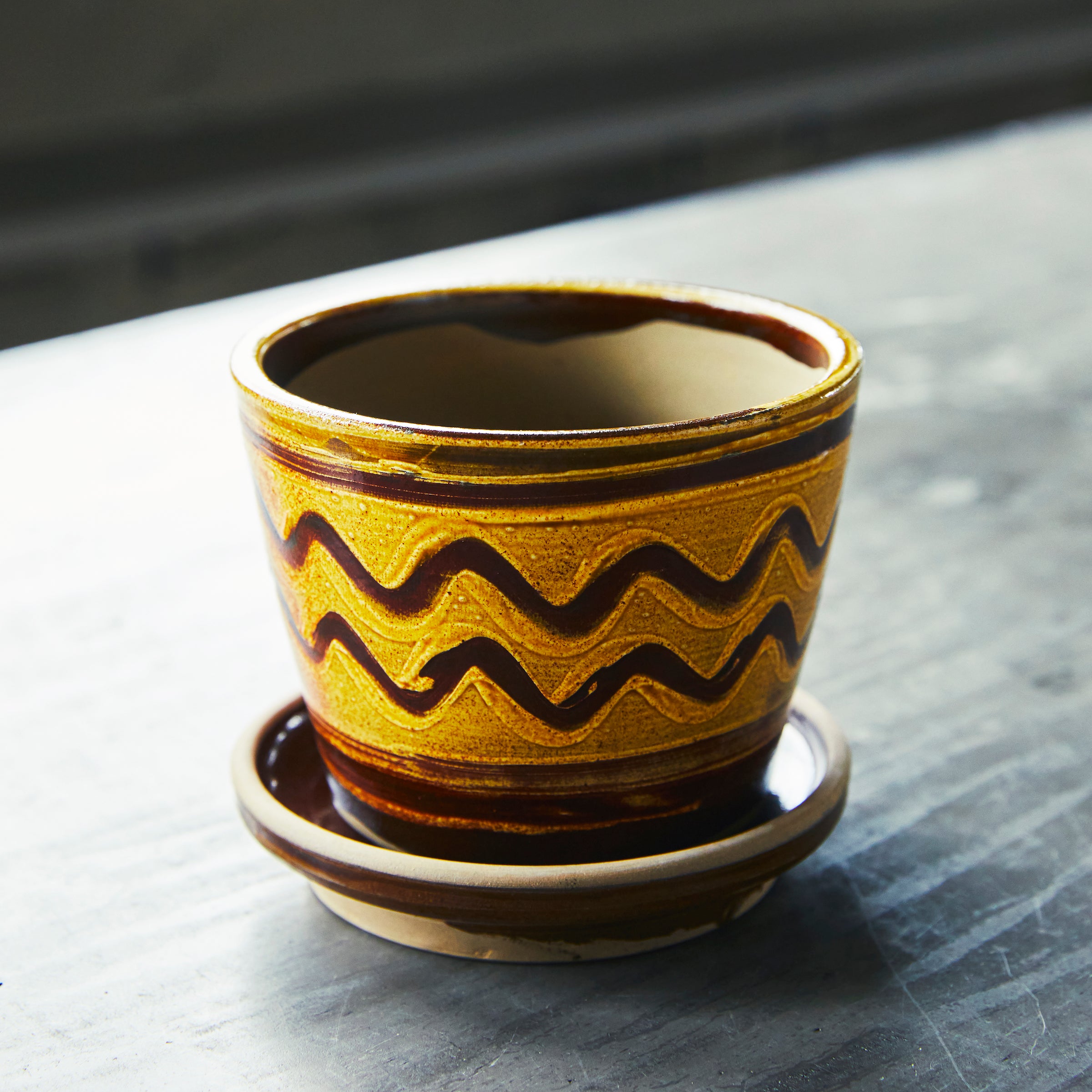 小鹿田焼 坂本拓磨 植木鉢4号（皿付き）【指描き】 – IEGNIM