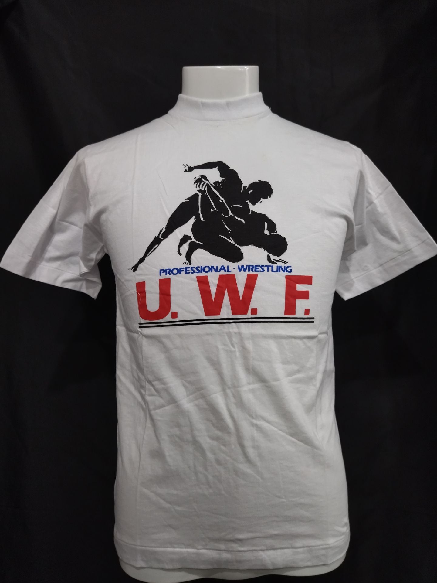 旧UWFユニバーサルプロレス半袖Tシャツ（復刻版）Mサイズ／古着中古