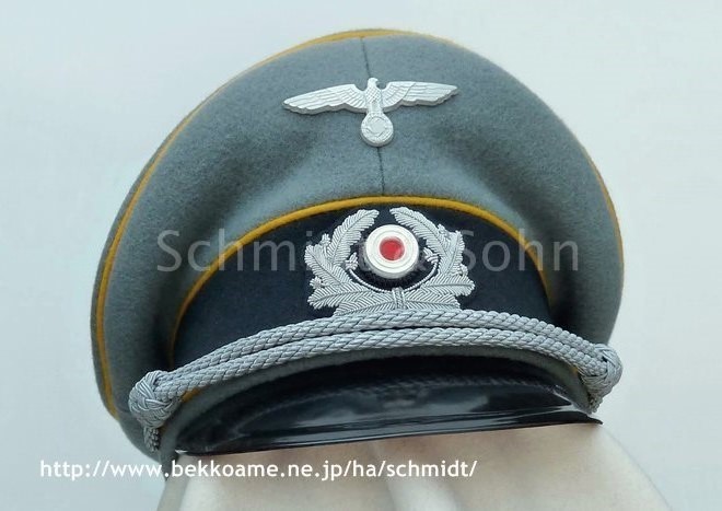 ⊞ドイツ軍＊陸軍＊アルミ製＊帽章/コカルデ＆クランツ（実物)