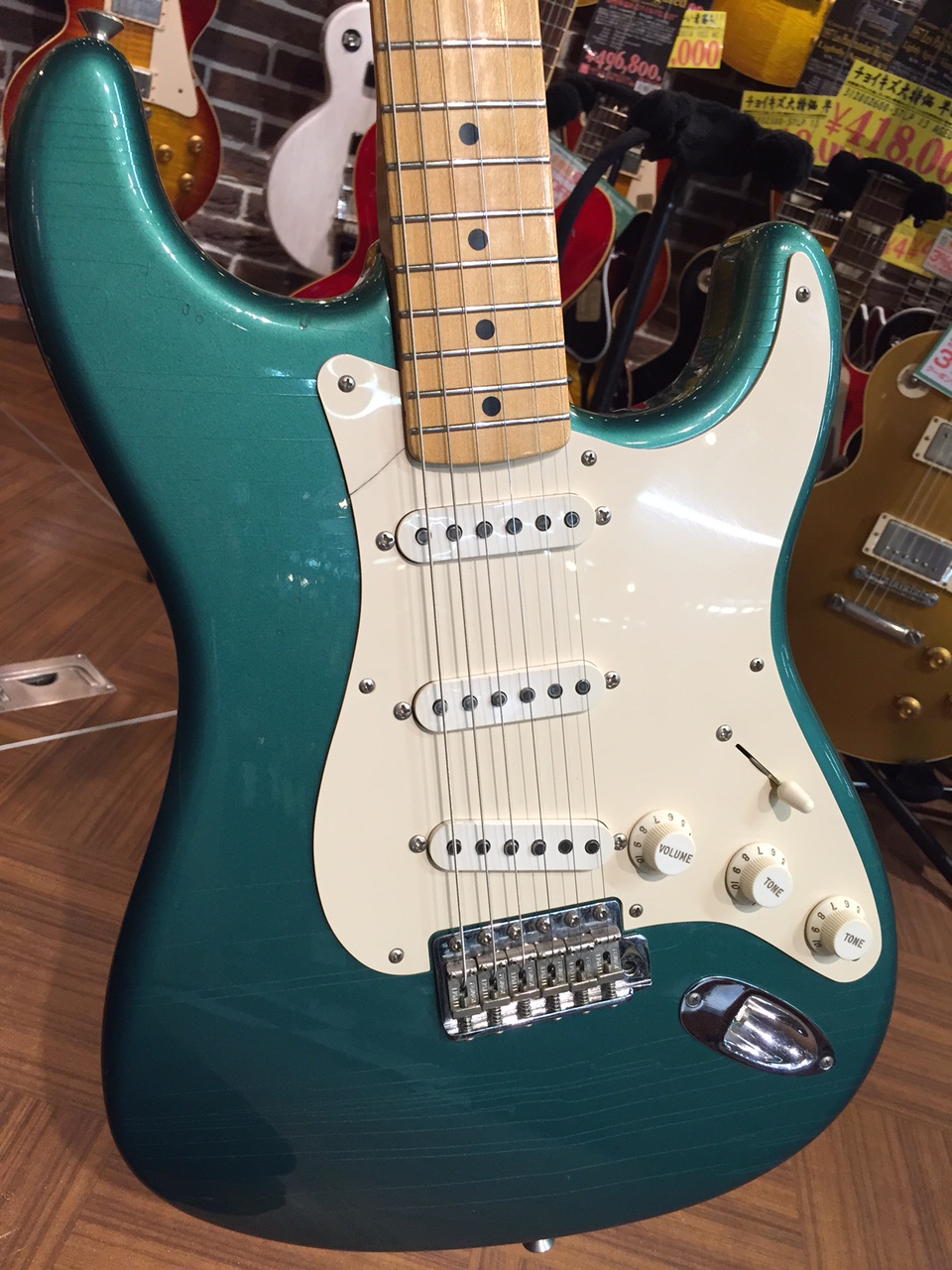 ラスト出品価格スキャロップメタルBCRichストラトギター ミント