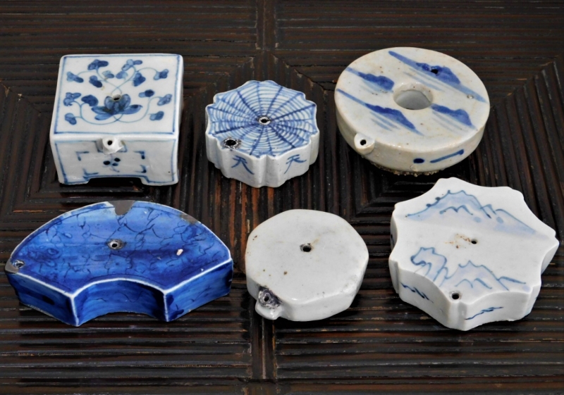 李朝 染付 家型水滴 中国 筆置 骨董 白磁 鉄絵 硯滴 現代美術 李朝 染