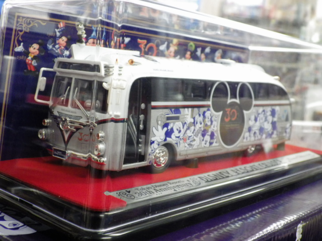 ディズニーリゾートクルーザー 30周年記念 1/43スケール 限定