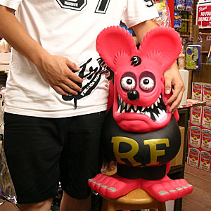 ラットフィンク フィギュア3体 ☆Rat Fink☆フィギュア PINK系 【3体