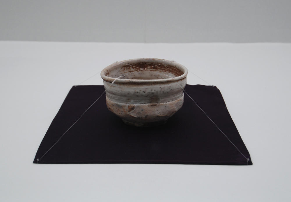 江戸初期 古田織部好み建水 古備前 分銅描判 織部水注 – Oribe