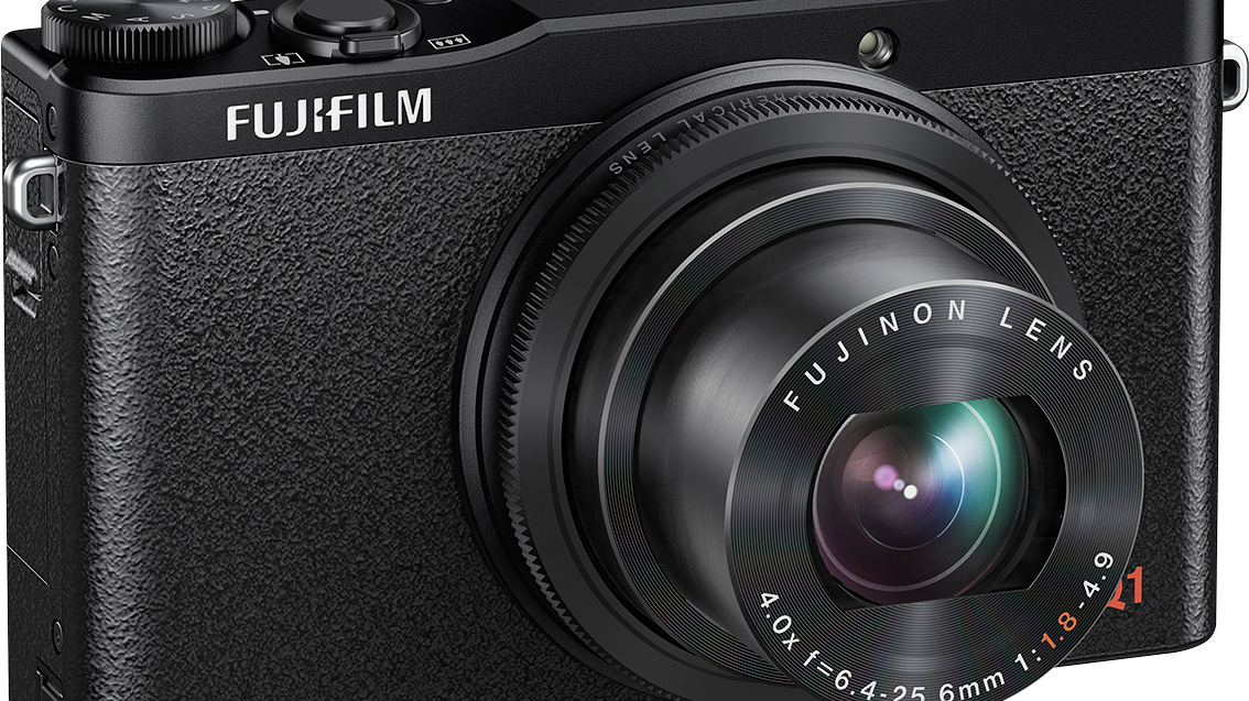 Fujifilm XQ1 puts X-Trans sensor into an ultra-compact body