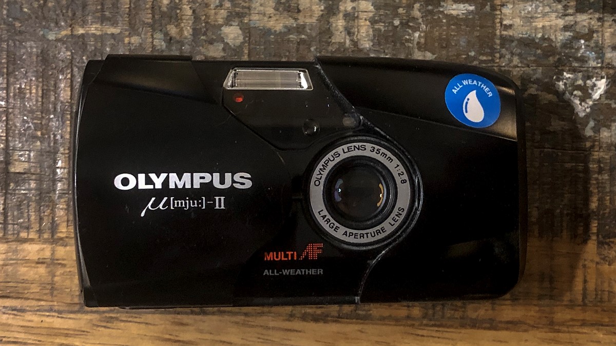 Film Fridays: Olympus mju-II – a great camera but too expensive