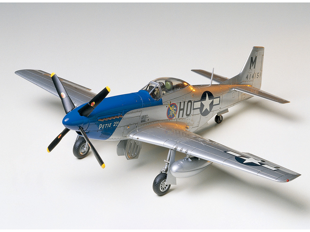 1/48 ノースアメリカン P-51D マスタング: スケールモデル｜TAMIYA