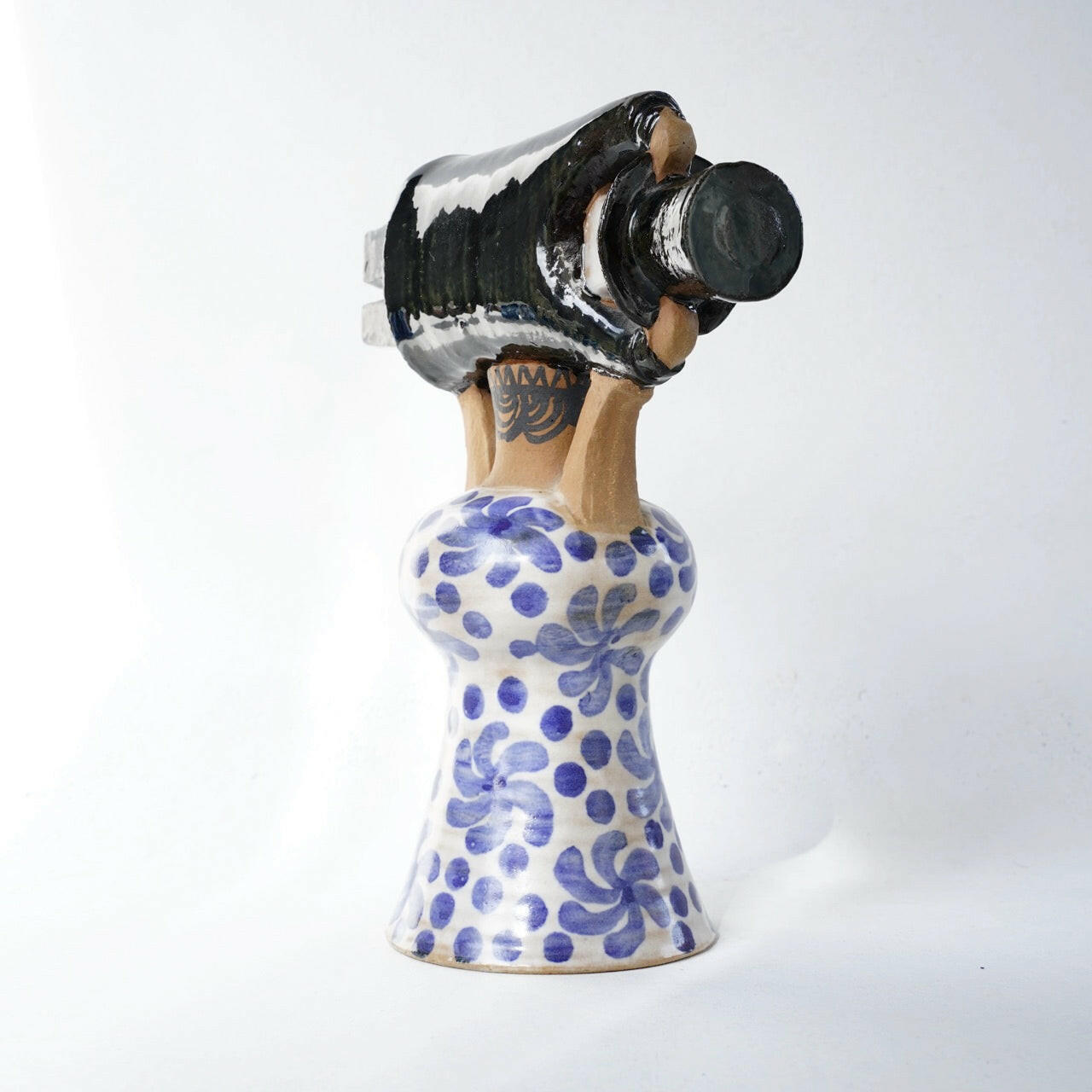 リサ・ラーソン（Lisa Larson）社会討論（Samhällsdebatten, Public