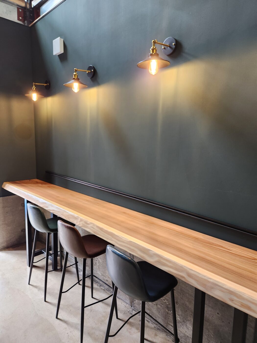 悠久の流れ」｜ギャラリー｜森のテーブル美術館－無垢一枚板展示場－｜浜松