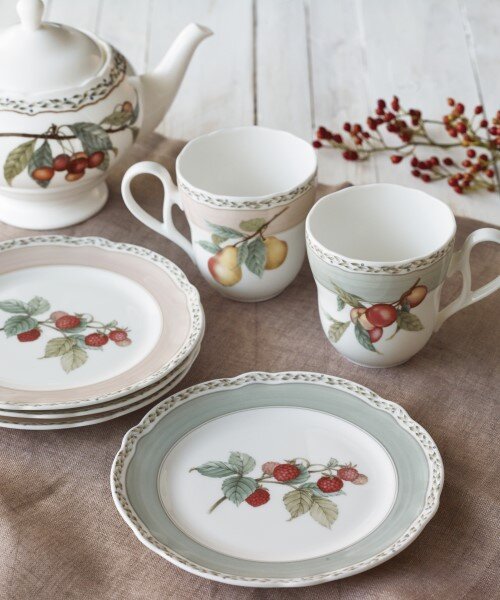 オーチャードガーデン ティーポット | ノリタケ食器公式オンラインショップ