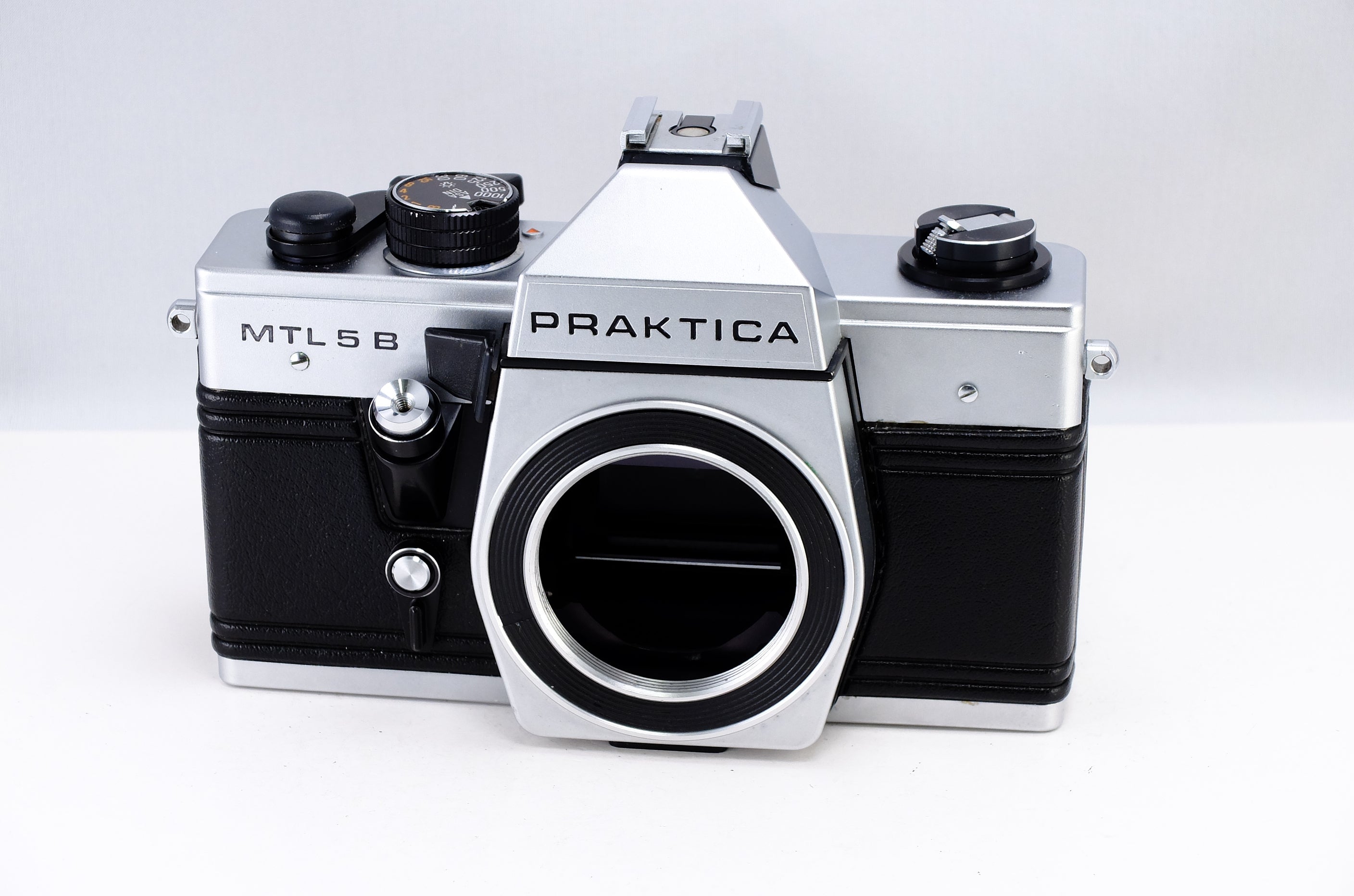 PENTACON Praktica MTL5B + CarlZeiss JenaTessar 50mm F2.8 M42