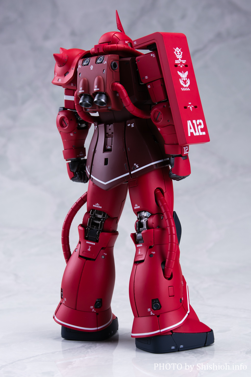 未開封 GUNDAM FIX FIGURATION L COMPOSITE MS-06S シャア専用ザクII