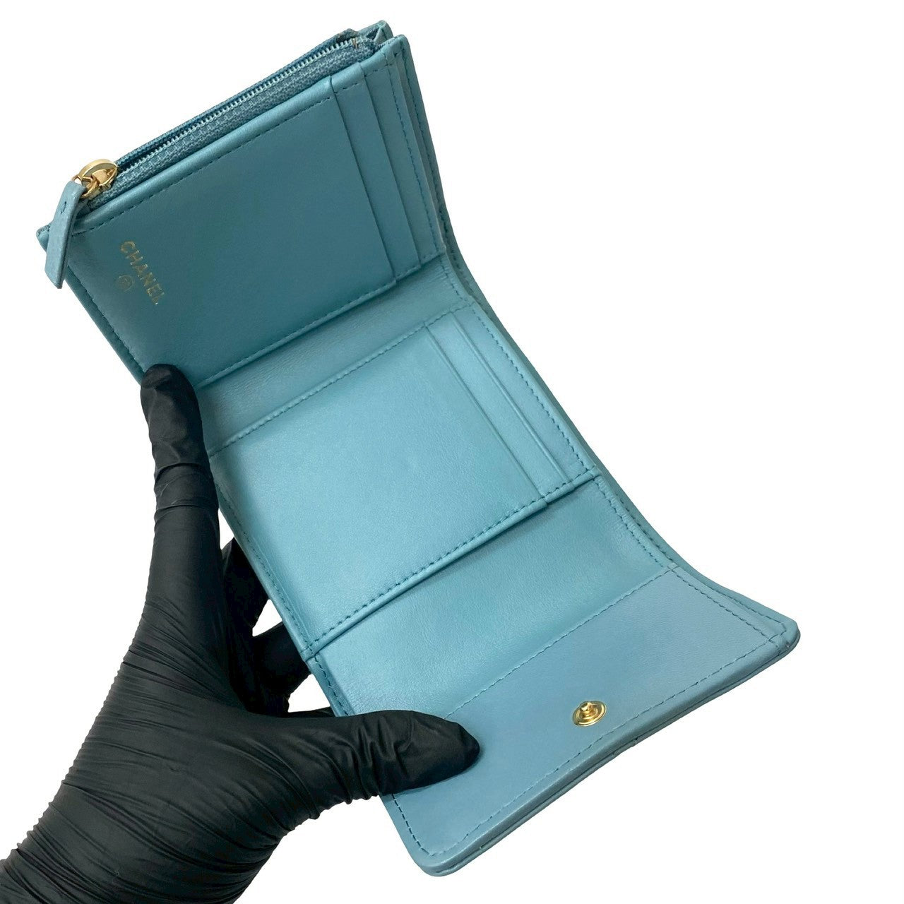 CHANEL シャネル 二つ折り財布 – Trip