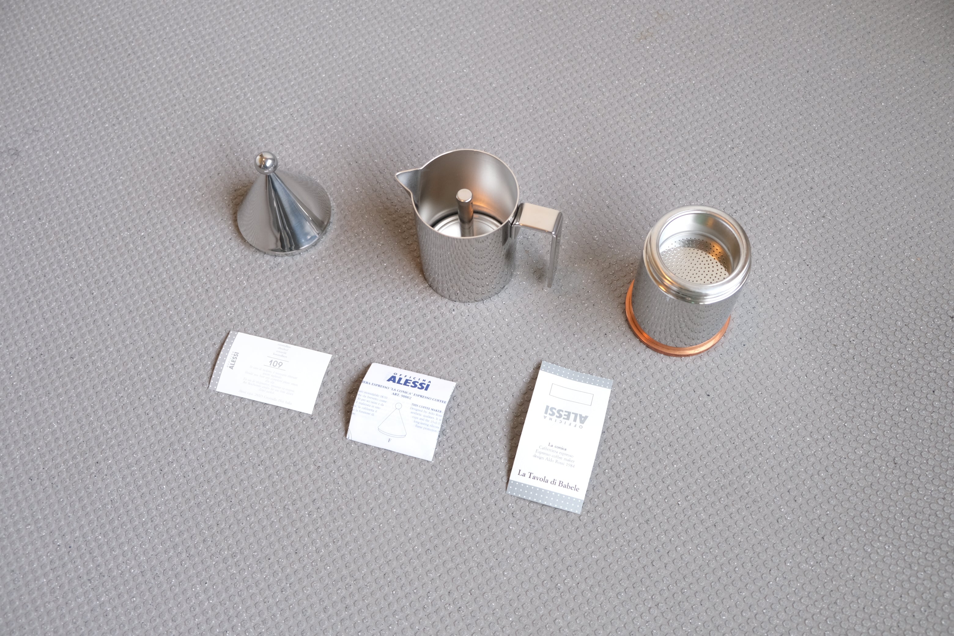 アルド・ロッシ La conica