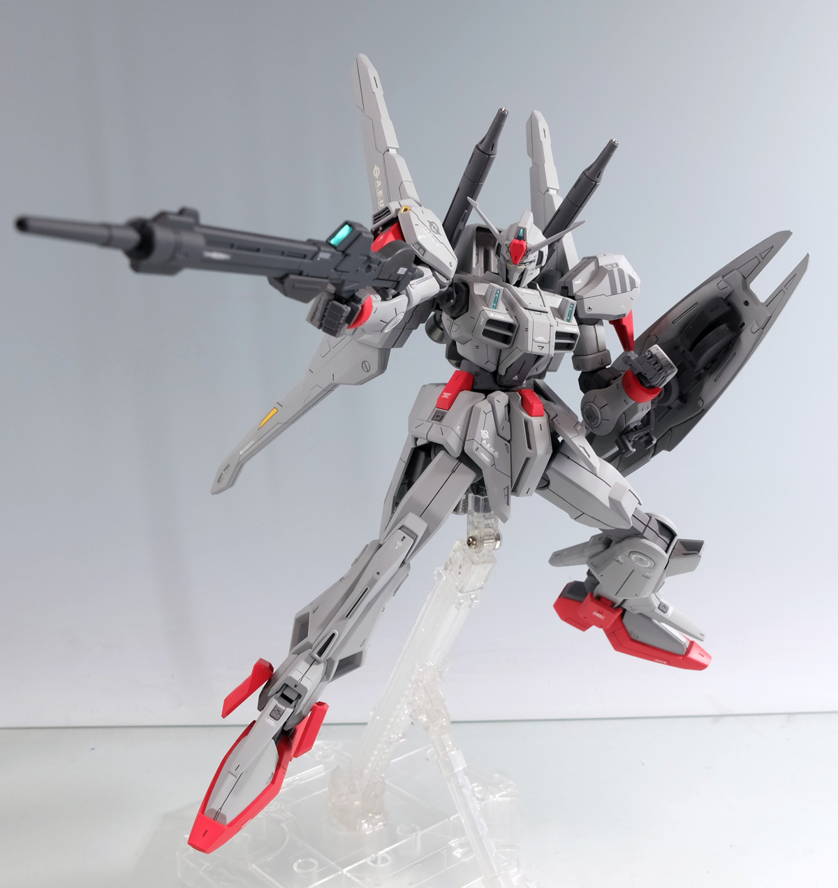 RE/100 ガンダムMk-Ⅲ 塗装済完成品