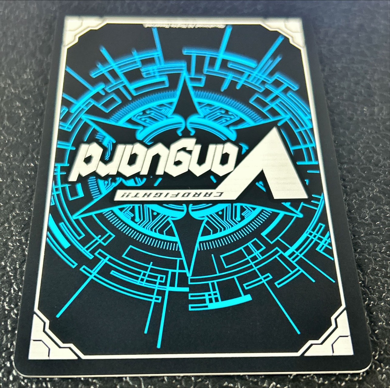 ヴァンガード 四精織り成す清浄の盾 デラックス 2025 前期 ヴァン