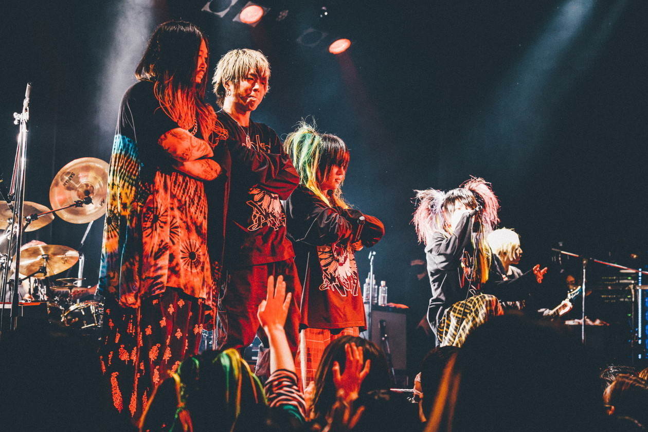 DEZERT × 夕闇に誘いし漆黒の天使達“すっごいツインテールを決める会