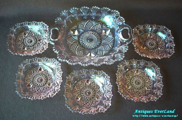 ヴィクトリアン ピンク プレスガラス サービスプレート サービング