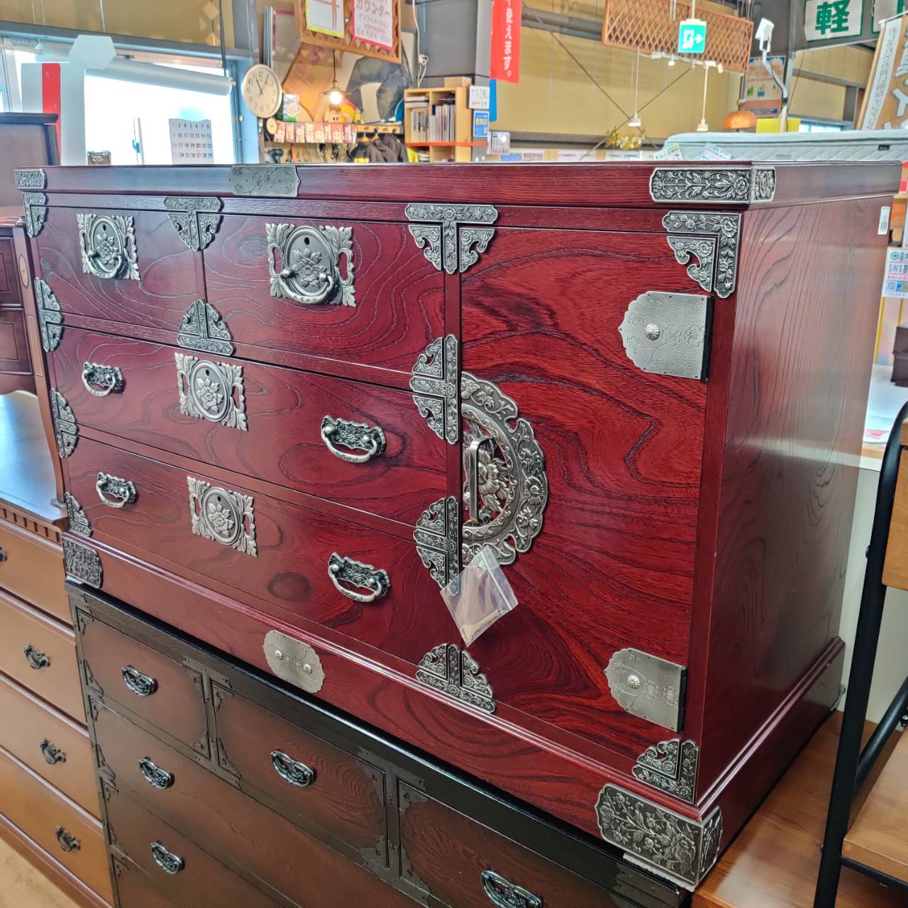 アンティーク/岩谷堂箪笥/和箪笥/伝統工芸/サイドチェスト/民藝家具