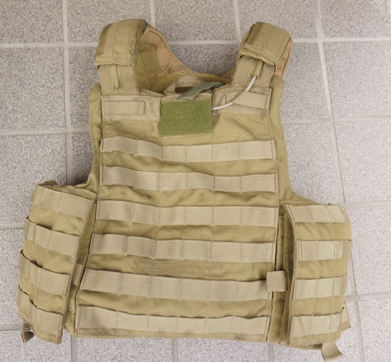 米軍イーグルMAR CIRASボディアーマー カーキSMALL青タグロット