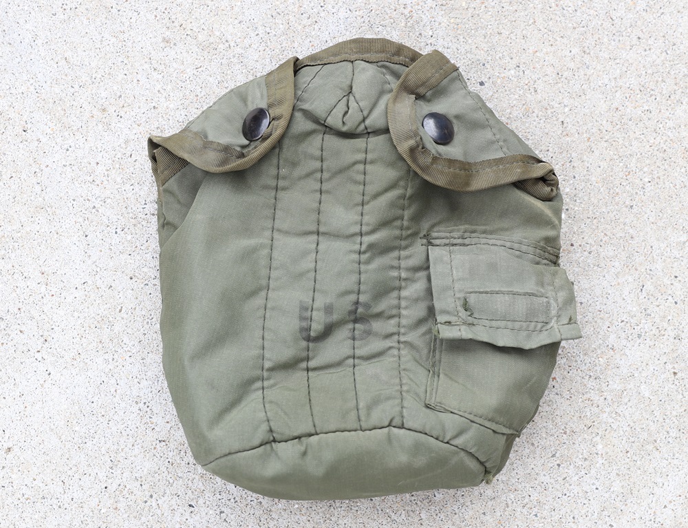 米軍ベトナム戦争M1967(M67)キャンティーンカバー中期型 - ミリタリー