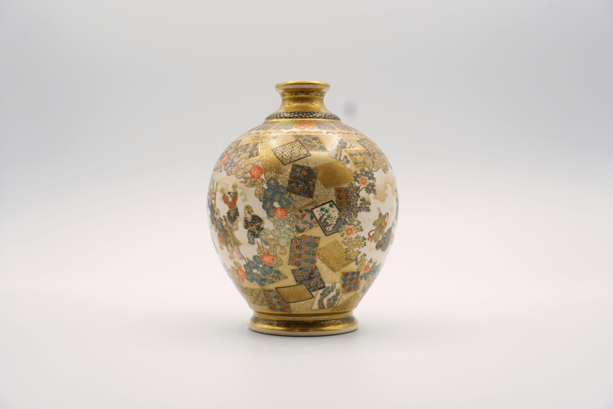 伝統工芸 薩摩焼 粟田口 暁山 作 京薩摩 金襴手 金彩色絵紅葉文