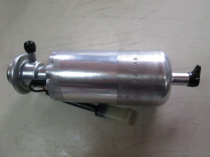 DR30鉄仮面 大容量フューエルポンプ取り付け！｜交通事故修理／キズ