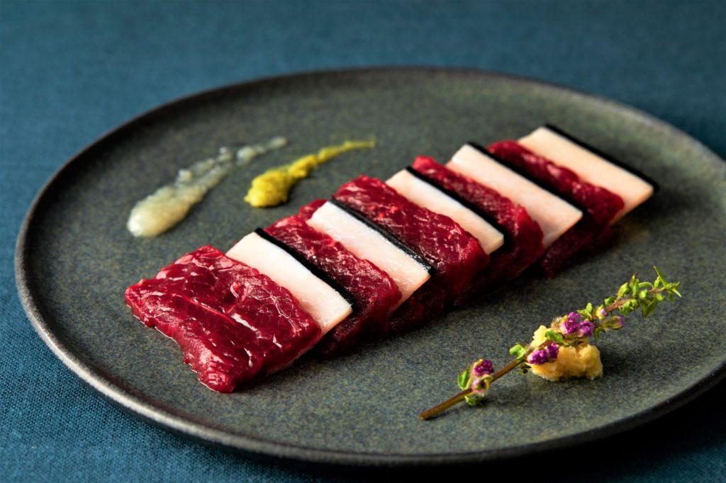 伊達政宗もお正月に食べていた？！宮城県・石巻のお正月クジラ料理をご