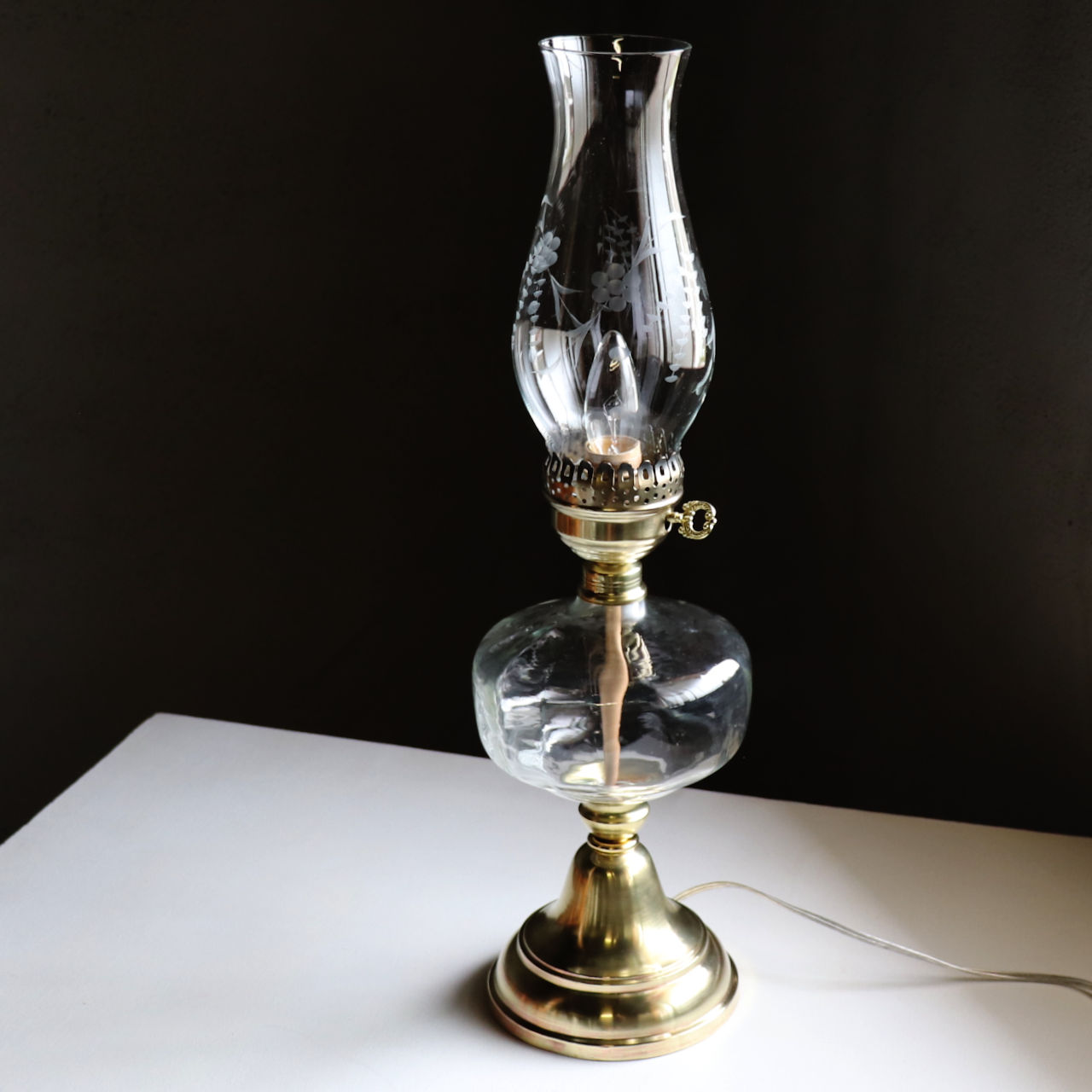 USAヴィンテージオイルランプスタイルテーブルライト｜エッチング
