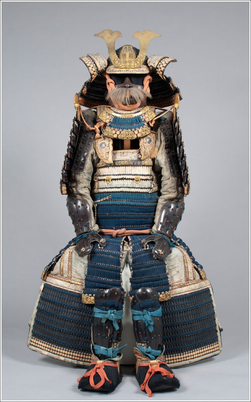 作品解説：紺裾濃威本小札胴丸 二十二間星兜付｜武具・甲冑を見る