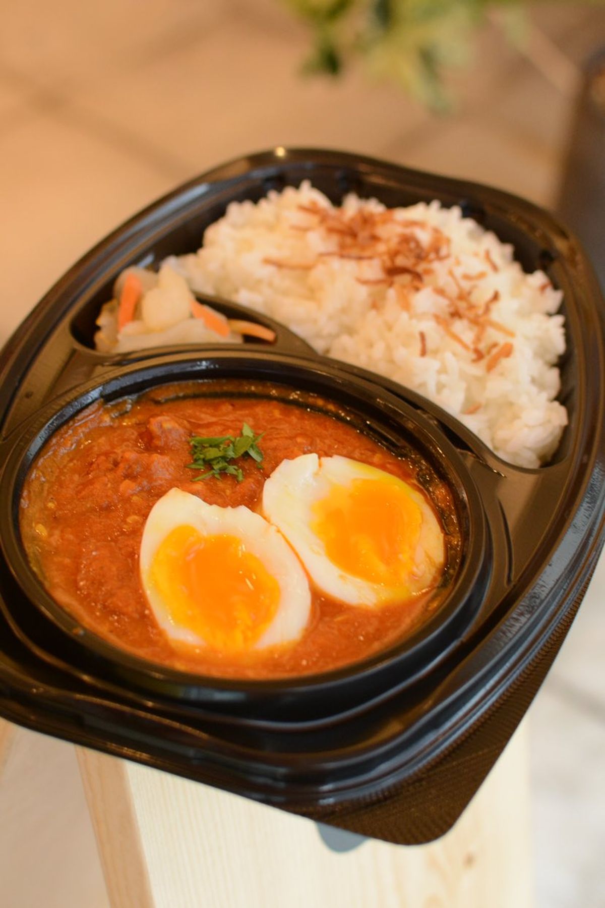 rurudo b0 タペストリー もちもち玉子丼1/1 開店レポ】竹田をたまごで