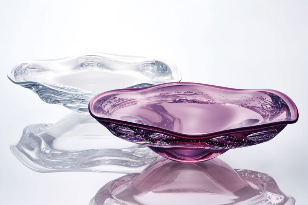 紫色の渦巻き模様ガラス皿 紫色の渦巻き模様ガラス皿 - メルカリ