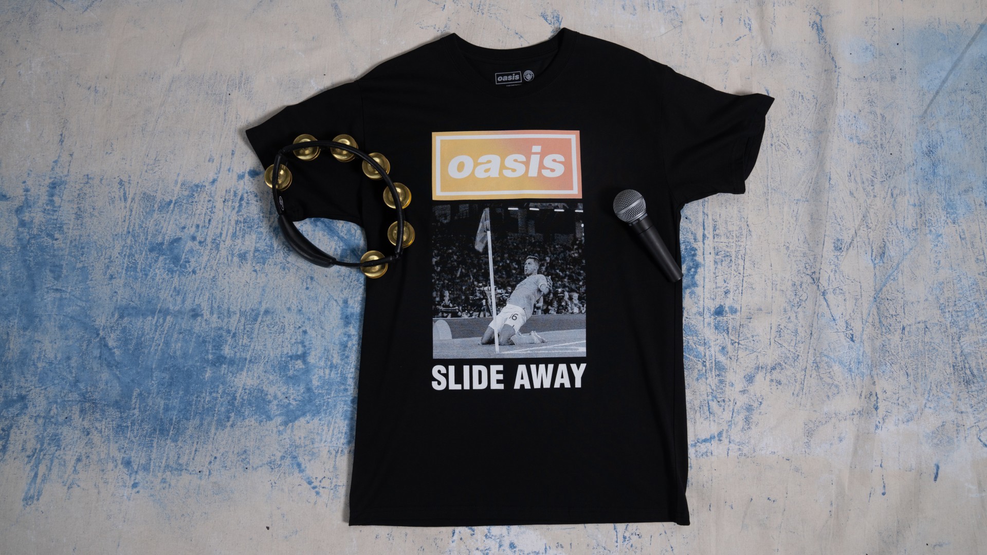 ミュージシャン ManCity x oasis Slide Away T-Shirt Manchester City