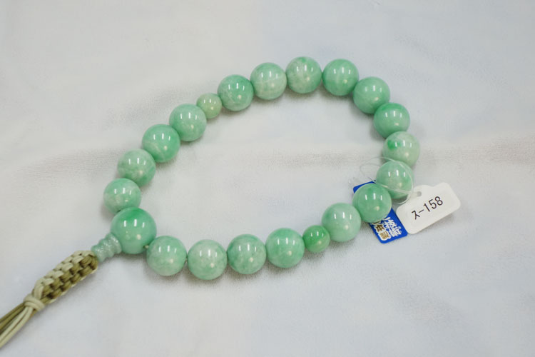 山田和義数珠の話（22）翡翠（ひすい）③ | 念珠・数珠なら文久元年