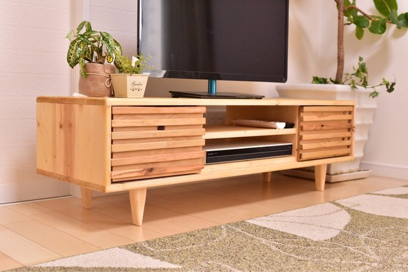 ニノミヤ家具製作所｜何気ない空間を、すこしオシャレに