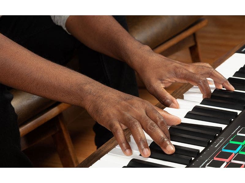 Buy sasku M-Audio Oxygen Pro Mini 32-Key USB MIDI Keyboard