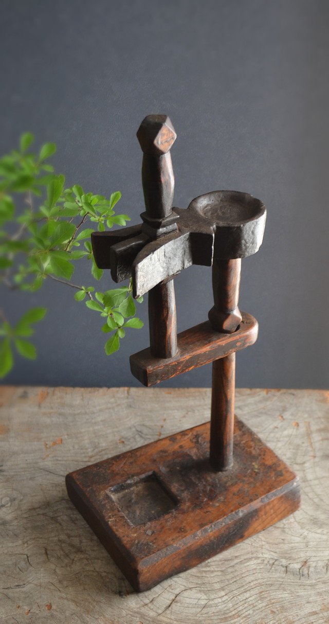 江戸末期～明治時代 鉄製 燭台 オブジェ 骨董品 アンティーク 江戸末期