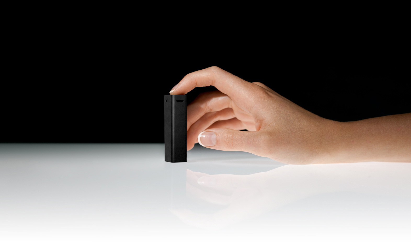 世界初のスマートな モバイルカラーピッカーPICO（ピコ）