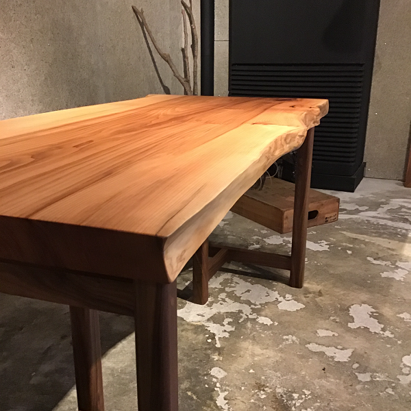 一枚板 桂材W1515×D760×H52mm｜FUCHU TENJIKAN｜広島県福山市の家具専門店