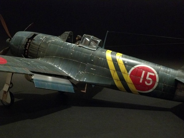 TINAMI - ［モデル］ハセガワ1/32紫電改 「菅野 直大尉」搭乗機