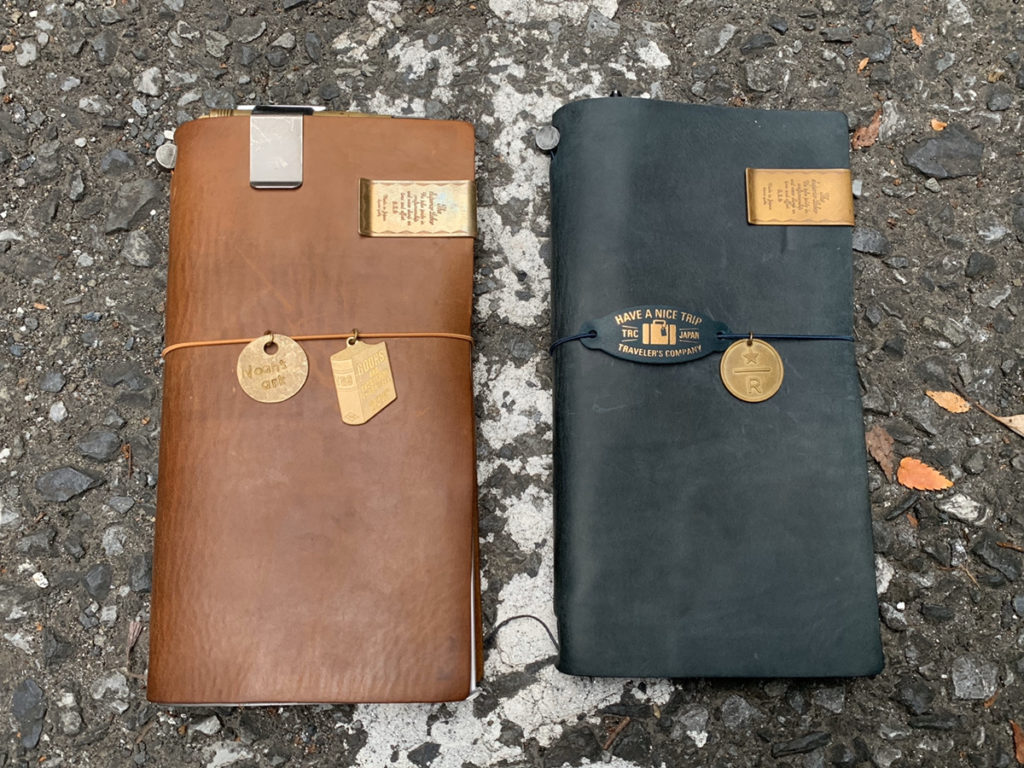 トラベラーズノートレギュラーサイズのキャメルを色々と見てみよう