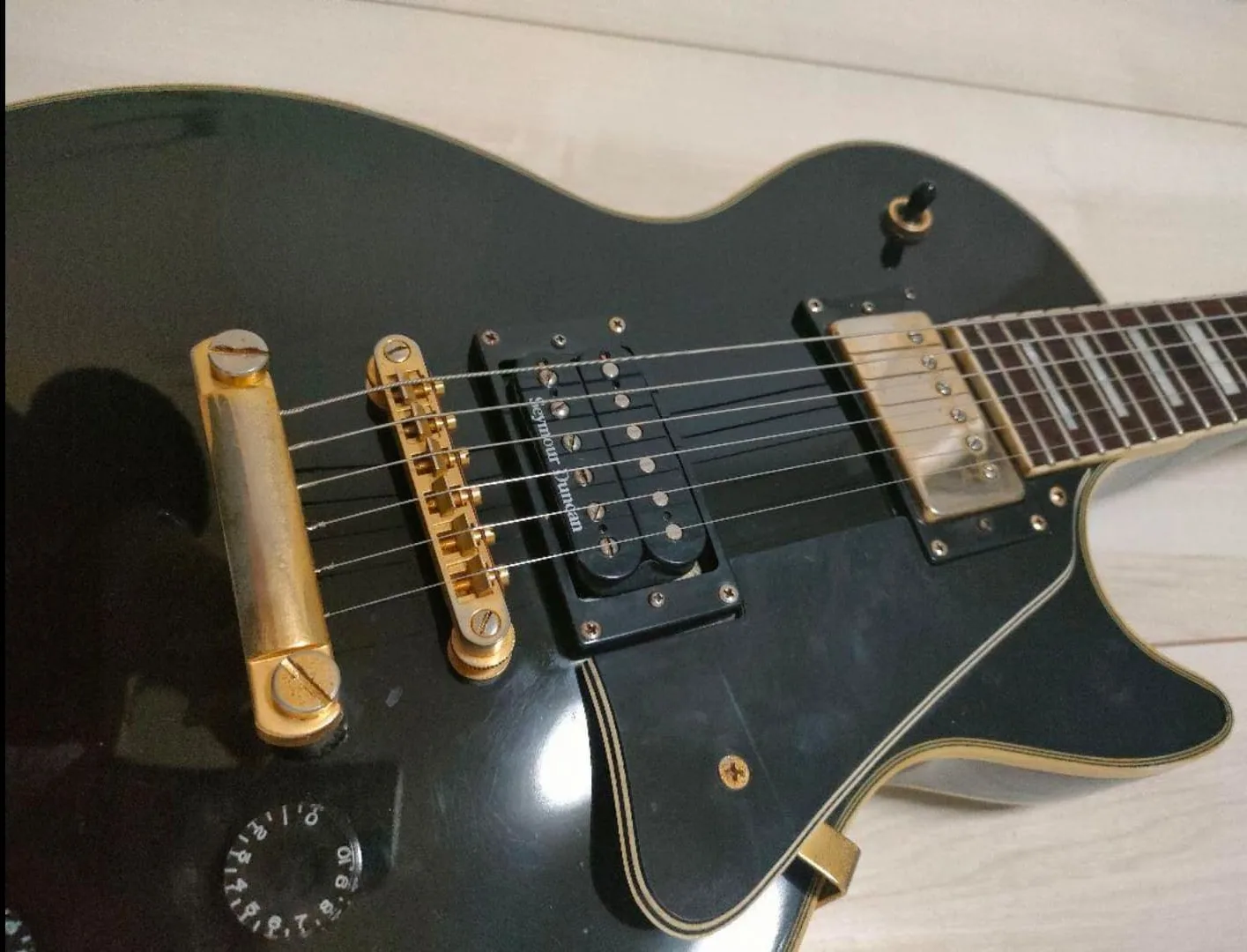 BUSKER'S（バスカーズ） BLC300 BK レスポールカスタムタイプ を