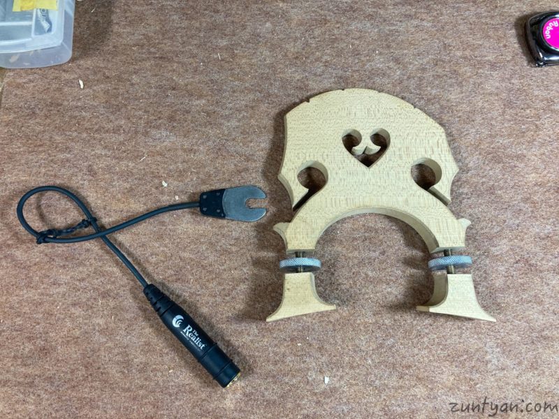 Realist LifeLine コントラバス用ピエゾピックアップ REALIST（レア