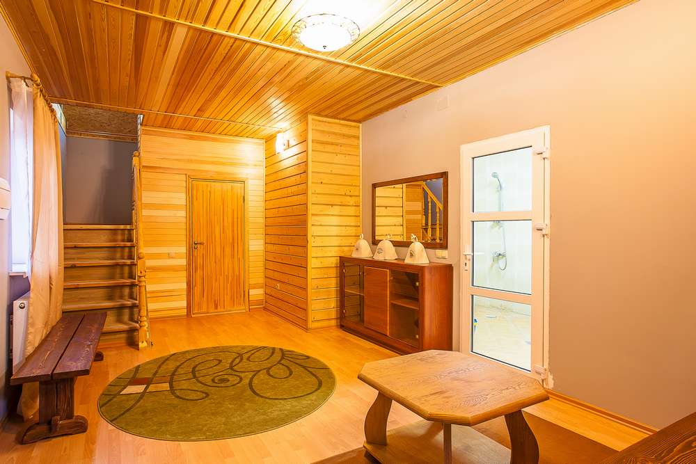 База отдыха на берегу озера Абузерье в Беларуси