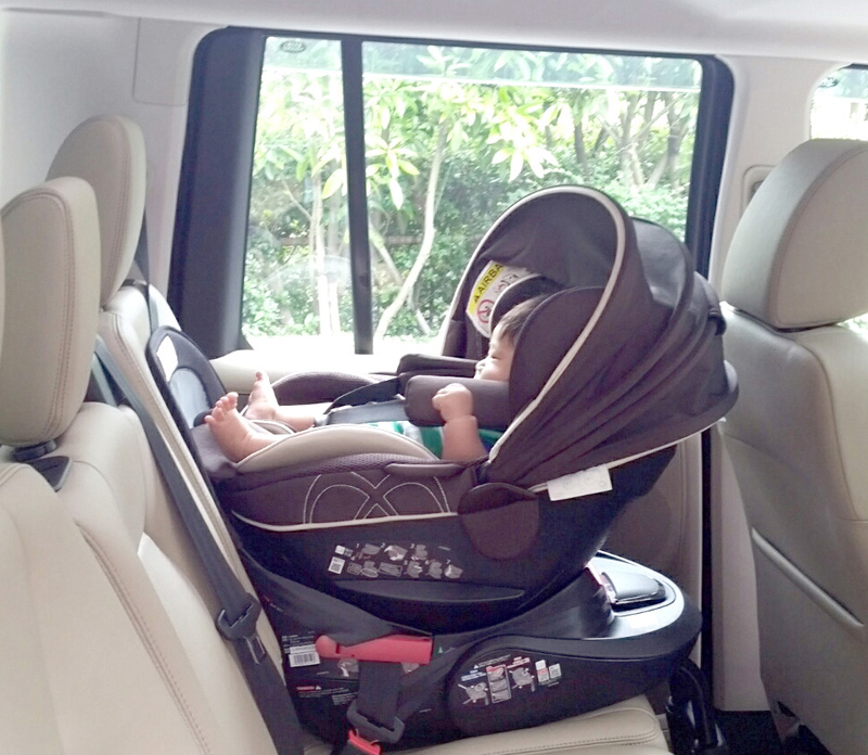 良品〛AILEBEBE クルット4S グランス 360°回転チャイルドシート