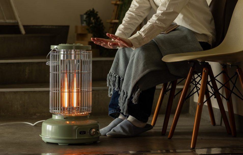 アラジン 遠赤グラファイトヒーター 2018年製 AEH-2G92N