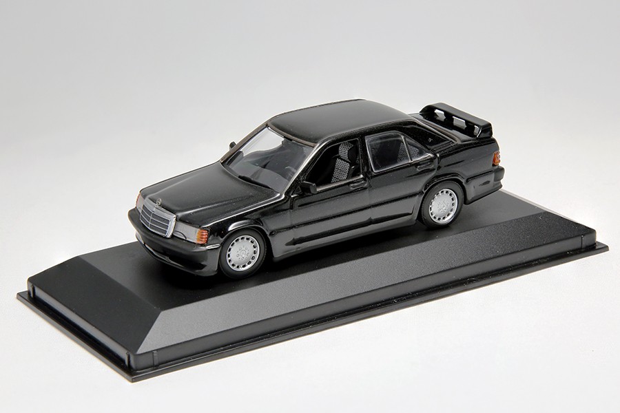 ネオクラシックの白眉、メルセデスベンツ190E 2.5-16 エボリューション