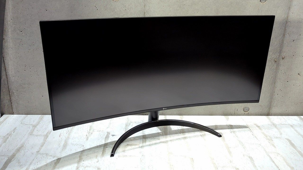 湾曲ウルトラワイドモニター LG 34WQ75C-B をレビュー 34インチ/3440