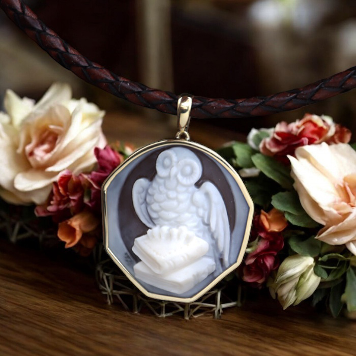 幸福 の 白 ふくろう カメオ ペンダント IEI インペリアル